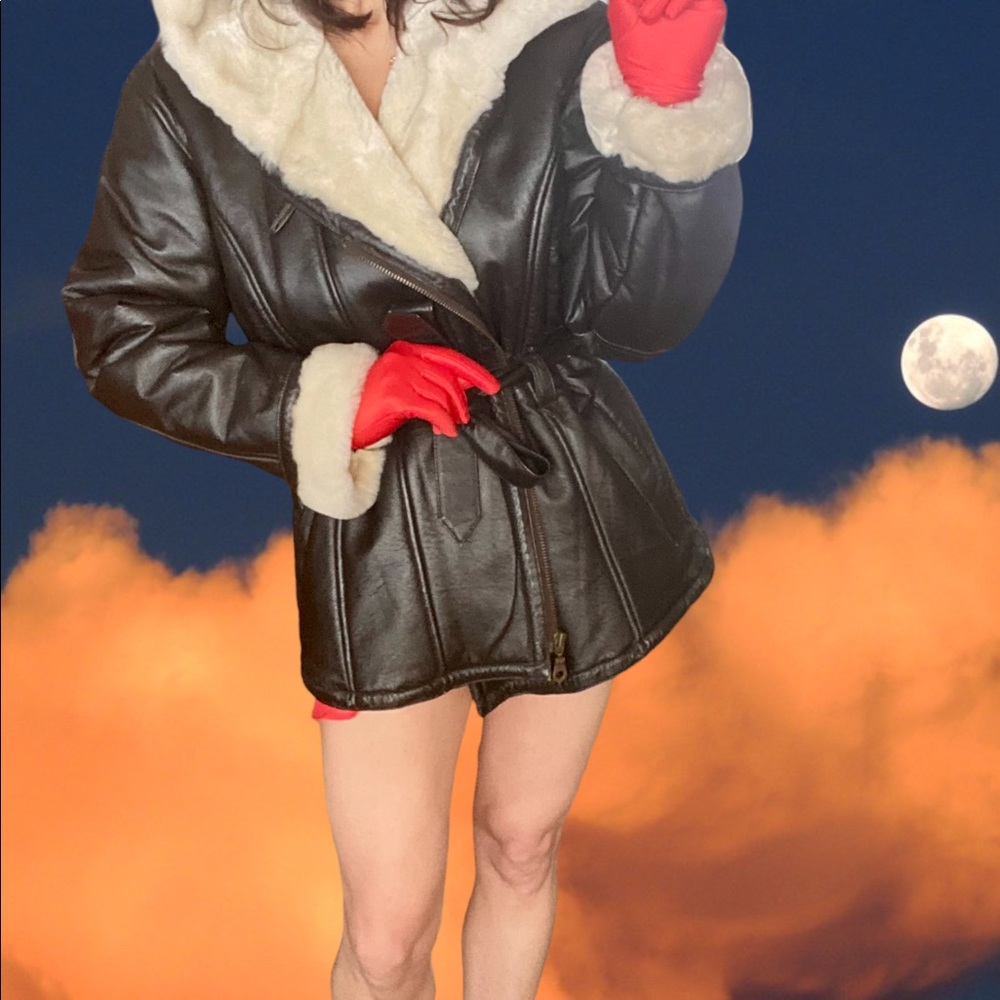 ❤️‍🔥FANTASTIC Vintage Wilsons Leather Faux Fur Lined Hooded Belted Winter Coat - Picture 3 of 14